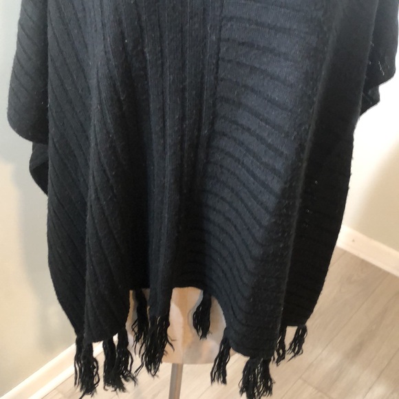 The Limited Poncho Sweater - Picture 3 of 4